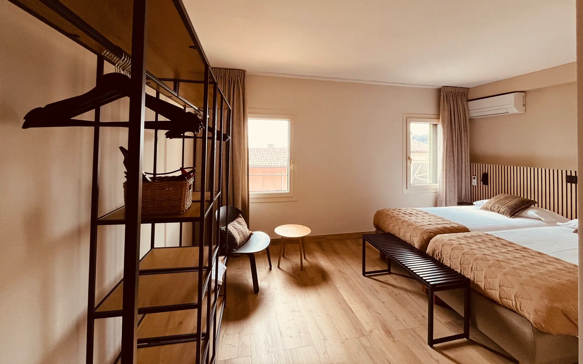 Next room photo